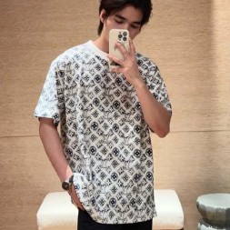 루이비통 남여공용 반팔  M10358