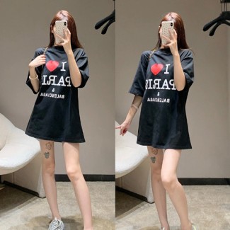 발렌시아가 남여공용 반팔 528808 블랙