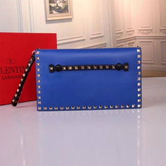 발렌티노 락스터드 미듐 클러치백 PW0B0399 블루&블랙