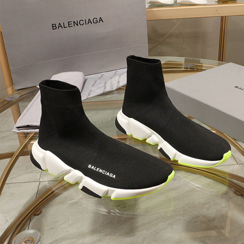 발렌시아가 신상 남여공용 스피드러너 565843