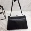 셀린느 신상 클래스프 미듐 숄더백 181283 블랙
