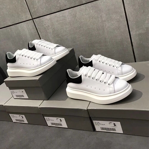 알렉산더맥퀸 오버사이즈 스니커즈 462216 화이트