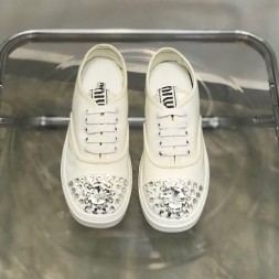 미우미우 신상 스니커즈 57210 화이트