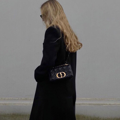 디올 신상 카로 스몰백 M9241 블랙