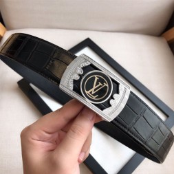 루이비통  신상  벨트  M5994  블랙 은장