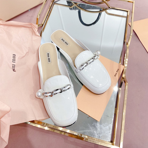 미우미우 신상 슬리퍼 57209 화이트