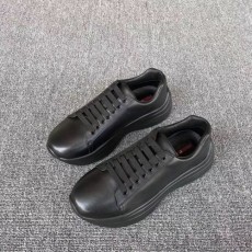 프라다 남성용 신상 스니커즈 F0690