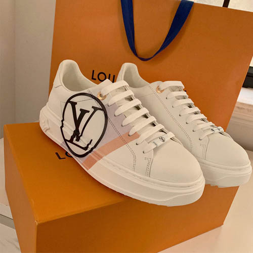 루이비통 타임 아웃 스니커즈 1A64QW