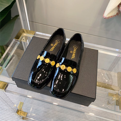 샤넬 신상 로퍼 G34282 에나멜 블랙