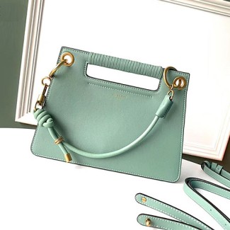 지방시 스무스 가죽 스몰 휩 백 BB508 그린