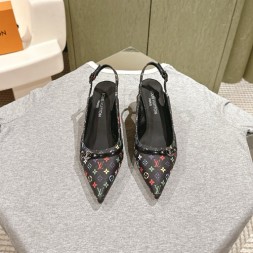 루이비통 여성용 펌프스  M0577-2