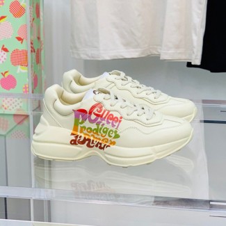 구찌 남여공용 롸이톤 스니커즈 656879-4