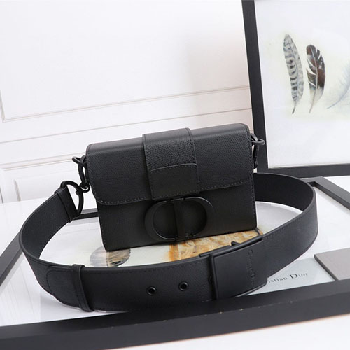 디올 몽테뉴30  박스백 M9204 블랙 메탈