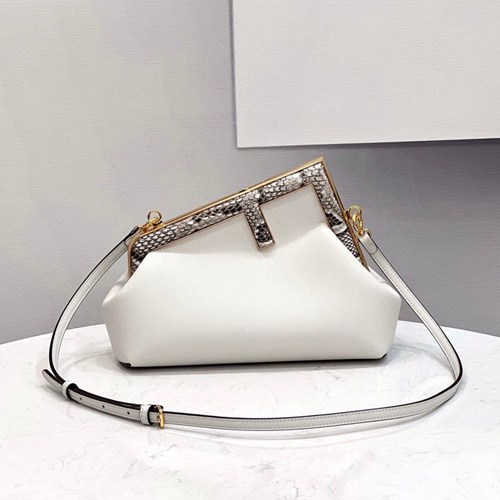 펜디 퍼스트 스몰 클러치백 숄더백 8BP129 화이트