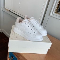 알렉산더 맥퀸  남여공용 스니커즈 586438-1