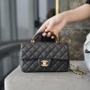  샤넬 클래식 뉴미니 탑핸들 플랩백 AS2431 캐비어 블랙