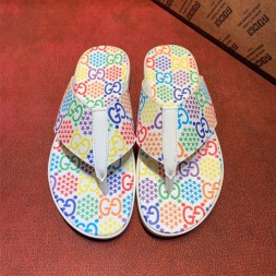 구찌 남성용 신상 슬리퍼 620285