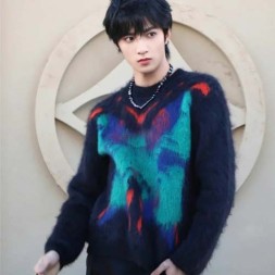 루이비통  남여공용  니트  M10194