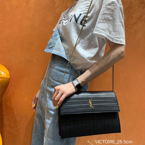 입생로랑 크링클드 빅투아르 체인 백 555085 블랙