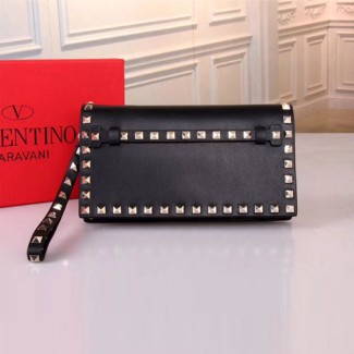 발렌티노 락스터드 스몰 클러치백 KW2B0960 블랙 금장