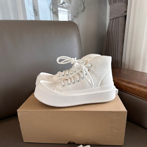 보테가 남여공용 스니커즈 475221-5