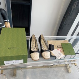 구찌 여성 펌프스 621170-5