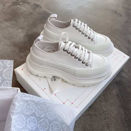 알렉산더 맥퀸 남여공용 신상 스니커즈 586412-3 화이트