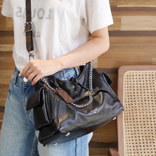 [ VVIP ] 루이비통 캐리올 카고 PM M24861