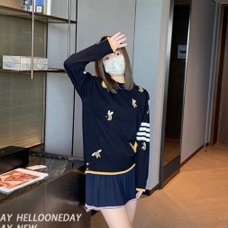 톰브라운 남여공용 니트 TB8838 네이비