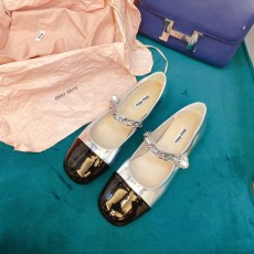 미우미우 신상 샌들 57222-3