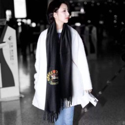 버버리 신상 스카프 BB3636