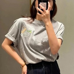 로에베 남여공용 반팔 LE046