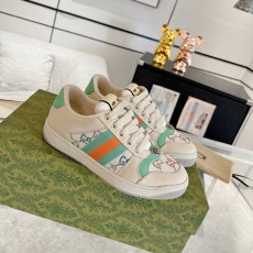 구찌 남여공용 스니커즈 670476-1