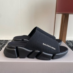 발렌시아가 남여공용 슬리퍼 656084-1