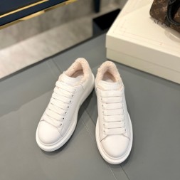 알렉산더 맥퀸  남여공용 스니커즈  586428-2