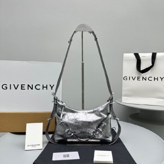 지방시 신상 호보백 BB50T-3