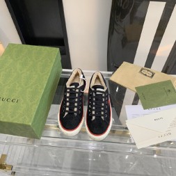 구찌 남여공용  스니커즈  670422-2