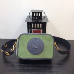 펜디 카메라 케이스 8BT287 그린