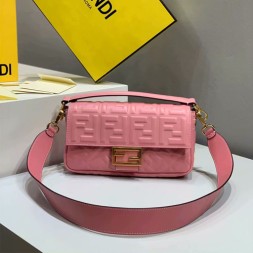 펜디 미듐 바게트백 8BR600 핑크