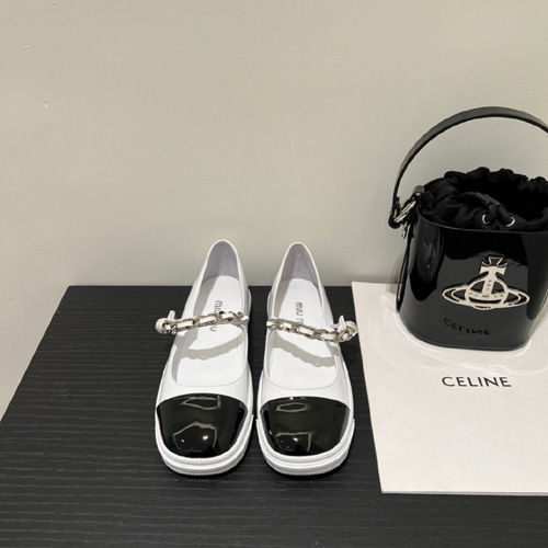 미우미우 신상 로퍼 57226-2