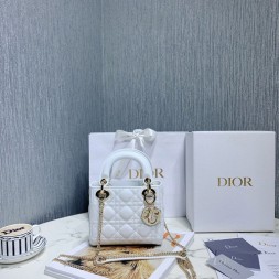 디올  레이디백 미니 M0505 화이트 금장