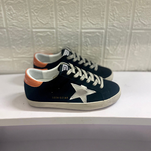 골든구스 남여공용 스니커즈 G306059