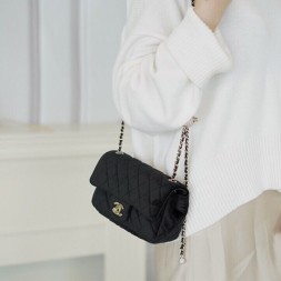  샤넬 플랩백 스몰 AS1787 스웨이드 블랙