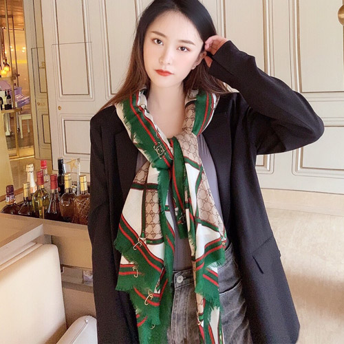 구찌 신상 스카프 G3640