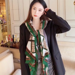 구찌 신상 스카프 G3640