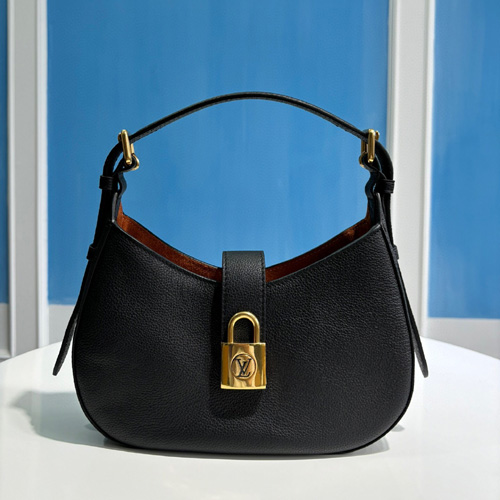 루이비통 로우 키 숄더백 M24990