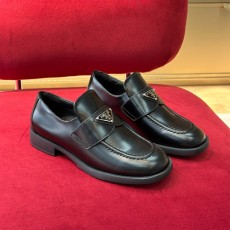 프라다 여성용 로퍼 F0878 블랙 무광