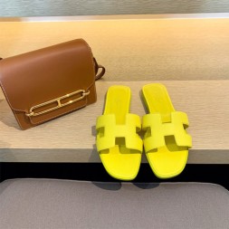 에르메스 오란 샌들 H35110-11 (한치수 작게 나옴)