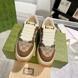 구찌 여성용 스니커즈 670485-1