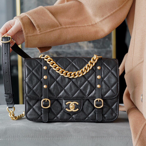  샤넬 신상 미듐 플랩백 AS2160